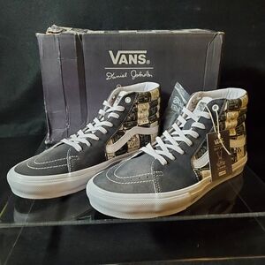 Vans Skate Sk8-Hi Daniel Johnston Raven Size US 9.5 Mens New VN0A5FCCAO7